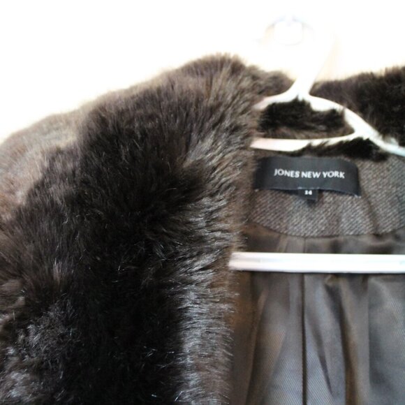 Jones New York Faux Fur Wool Winter Jacket - Picture 5 of 7